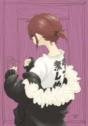 Rule 34 | 1girl, black jacket, brown hair, chiyo maru, commentary request, facing away, from behind, fur-trimmed jacket, fur trim, glasses, jacket, jacket partially removed, long sleeves, low ponytail, monochrome background, original, pink background, print shirt, shirt, short hair, short ponytail, sidelocks, signature, sleeves past wrists, solo, text print, upper body, white shirt, wooden door