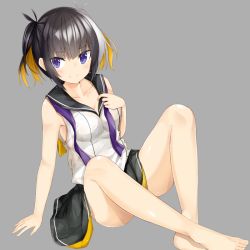 Rule 34 | 1girl, black hair, black skirt, blonde hair, blush, breasts, collarbone, dated, grey background, kavka, large breasts, looking at viewer, multicolored hair, original, purple eyes, short hair, simple background, skirt, sleeveless, smile, solo, two-sided fabric, two-sided skirt