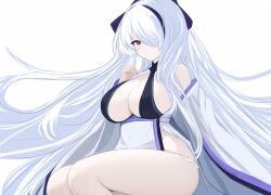 1girl azur_lane bare_shoulders breasts cleavage hair_over_one_eye japanese_clothes long_hair long_sleeves looking_at_viewer multicolored_hair purple_eyes purple_hair sa_(nax49) simple_background smile solo streaked_hair unzen_(azur_lane) very_long_hair white_hair