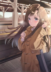 Rule 34 | 1girl, bag, blue eyes, blush, breath, brown coat, brown hair, buttons, closed mouth, coat, commentary request, cowboy shot, hand hair, light particles, long hair, looking at viewer, original, overcoat, pursed lips, school bag, snowflakes, snowing, solo, steam, straight hair, sweater, train station, turtleneck, unya (unya-unya), white sweater, wind