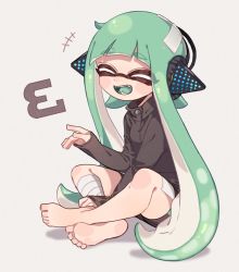 Rule 34 | +++, bandaged head, bandaged leg, bandages, barefoot, bike shorts, black shirt, black shorts, blunt bangs, closed eyes, colored tongue, commentary, facing to the side, fangs, feet, green tongue, grey background, headgear, indian style, inkling, inkling girl, inkling player character, laughing, long hair, long sleeves, maco spl, nintendo, no vest, open mouth, shadow, shirt, short shorts, shorts, single vertical stripe, sitting, smile, soles, solo, splatoon (series), splatoon 1, squidbeak splatoon, tentacle hair, toes, turtleneck, very long hair