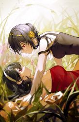 Rule 34 | 2girls, absurdres, aelouses, black dress, black hair, breasts, closed mouth, dress, dual persona, eye contact, from side, gold hairband, grass, hairband, highres, large breasts, long hair, looking at another, multiple girls, on ground, outdoors, red dress, red eyes, spy x family, strapless, strapless dress, yor briar, yuri