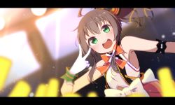 Rule 34 | 1girl, absurdres, ahoge, arm garter, armpits, bare shoulders, blurry, blush, bow, bowtie, breasts, brown hair, commentary, concert, depth of field, gloves, glowstick, green eyes, hair between eyes, highres, hololive, idol clothes, letterboxed, long hair, looking at viewer, natsuiro matsuri, official alternate costume, okota mikan, open mouth, orange bow, round teeth, side ponytail, sleeveless, small breasts, smile, solo, stage, teeth, upper body, v, virtual youtuber, white gloves
