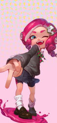 Rule 34 | blue eyes, fangs, gradient background, hair ornament, highres, jinwu (jinwudraw), nintendo, octoling, octoling girl, octoling player character, one eye closed, open mouth, pink background, pink hair, puddle, school uniform, signature, simple background, skirt, splatoon (series), tentacle hair, v, watermark