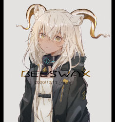 Rule 34 | 1girl, animal ears, arknights, artist name, beeswax (arknights), black collar, character name, collar, dark-skinned female, dark skin, dated, figmnts, goat ears, goat girl, goat horns, grey background, horns, infection monitor (arknights), jacket, long hair, looking at viewer, parted lips, pillarboxed, shirt, solo, upper body, white hair, white jacket, white shirt, yellow eyes