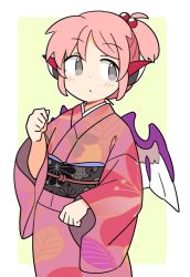 Rule 34 | 1girl, alternate costume, alternate hairstyle, animal ears, bird ears, bird wings, brown kimono, closed mouth, cowboy shot, green background, grey eyes, hair bobbles, hair ornament, ini (inunabe00), japanese clothes, kimono, long sleeves, looking at viewer, mystia lorelei, one side up, outside border, pink hair, sash, short hair, solo, standing, touhou, white wings, wide sleeves, wings