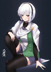 Rule 34 | 1girl, absurdres, alternate costume, black background, black hairband, black sleeves, black thighhighs, brown footwear, cloak, collared shirt, commentary, green vest, grey eyes, hairband, hand on own knee, highres, konpaku youmu, light particles, long sleeves, looking at viewer, shirt, short hair, shorts, signature, sitting, smile, solo, thighhighs, touhou, vest, white cloak, white hair, white shirt, yagoro kusuriya