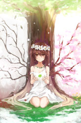 Rule 34 | 1girl, against tree, brown eyes, clover, flower, flower necklace, flower on head, four-leaf clover, head wreath, jewelry, lily (flower), long hair, multicolored hair, nanahara fuyuki, necklace, original, petals, snow, solo, tree, under tree