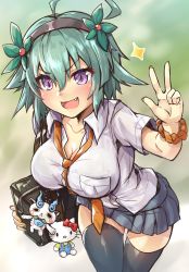 Rule 34 | 1girl, bag, blush, bracelet, breasts, cleavage, fang, green hair, headband, hello kitty, hello kitty (character), highres, jewelry, komasan, large breasts, loose necktie, necktie, open mouth, pleated skirt, purple eyes, puzzle &amp; dragons, samoore, sanrio, school bag, short hair, skirt, smile, solo, thighhighs, w, zela (p&amp;d)