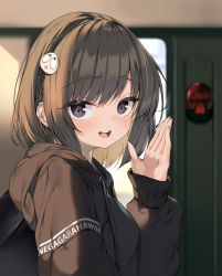 Rule 34 | 1girl, :d, black eyes, black hair, blurry, blurry background, blush, breasts, brown hair, brown hoodie, dduck kong, depth of field, drawstring, hair ornament, hand up, highres, hood, hood down, hoodie, long sleeves, looking at viewer, looking to the side, multicolored hair, open mouth, original, round teeth, sleeves past wrists, small breasts, smile, solo, teeth, train interior, two-tone hair, upper body, upper teeth only
