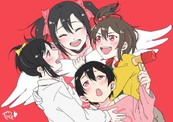 Rule 34 | 1boy, 3girls, black hair, brother and sister, brown hair, highres, hugging each other, idol clothes, looking at another, love live!, love live! school idol project, multiple girls, ponytail, red background, red eyes, riran youkyu, siblings, simple background, sisters, smile, twintails, wings, yazawa cocoa, yazawa cocoro, yazawa cotaro, yazawa nico