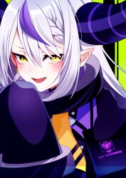 Rule 34 | 1girl, ascot, black horns, braid, braided bangs, character name, coat, coat dress, collar, demon horns, fangs, grey hair, highres, hololive, horns, itsuki keiichi, la+ darknesss, la+ darknesss (1st costume), looking at viewer, metal collar, multicolored hair, pointy ears, purple coat, purple hair, sleeves past fingers, sleeves past wrists, solo, streaked hair, striped horns, virtual youtuber, yellow ascot