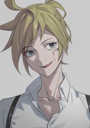 Rule 34 | 1boy, blood, blood on face, blue eyes, collarbone, commentary, cuts, grey background, injury, kagamine len, licking lips, male focus, portrait, shirt, short ponytail, sideways glance, smile, solo, spiked hair, suspenders, tongue, tongue out, vocaloid, white shirt, wounds404