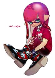 Rule 34 | 1girl, belt collar, black footwear, closed mouth, collar, commentary request, green eyes, highres, inkling, inkling girl, inkling player character, invisible chair, long hair, naoki (oosuko), nintendo, pants, pointy ears, print shirt, red footwear, red hair, red pants, red shirt, shirt, shoes, simple background, sitting, solo, splatoon (series), star-shaped pupils, star (symbol), symbol-shaped pupils, tentacle hair, torn clothes, torn pants, two-tone footwear, white background