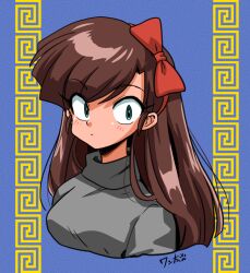 Rule 34 | 1girl, blue background, bow, breasts, brown hair, cropped torso, green eyes, grey sweater, hair bow, kuonji ukyou, long hair, looking at viewer, medium breasts, raised eyebrows, ranma 1/2, red bow, signature, simple background, sweater, wanta (futoshi)