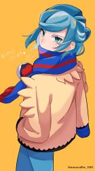 Rule 34 | 1boy, aqua hair, blue mittens, blue scarf, commentary request, creatures (company), eyelashes, game freak, green eyes, grusha (pokemon), hand in pocket, highres, jacket, long sleeves, looking to the side, male focus, mittens, nintendo, pants, pokemon, pokemon sv, scarf, scarf over mouth, solo, translation request, twitter username, ukocome, watermark, yellow background, yellow jacket