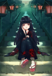 Rule 34 | 1girl, absurdres, black hair, black kimono, blunt bangs, enma ai, floral print, flower, hand on own face, highres, hime cut, japanese clothes, jigoku shoujo, kimono, lantern, ling ling jie, long hair, okobo, open mouth, outdoors, print kimono, red eyes, sandals, sitting, smile, solo, spider lily, spider lily print, stairs, tabi, torii