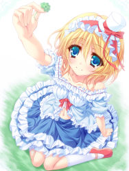 Rule 34 | 1girl, alice margatroid, bare shoulders, blonde hair, blue eyes, blush, bow, clover, female focus, four-leaf clover, hairband, hat, highres, navel, outstretched arm, short hair, sitting, skirt, smile, solo, touhou, wariza, yayoi and nagi