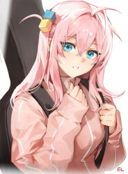 Rule 34 | 1girl, absurdres, bocchi the rock!, breasts, cube hair ornament, gotoh hitori, green eyes, guitar case, hair between eyes, hair ornament, highres, holding strap, instrument case, jacket, large breasts, long hair, looking at viewer, one side up, pink hair, pink jacket, simple background, sleeves past wrists, solo, tanu0706, track jacket, upper body, white background