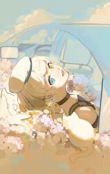 1girl absurdres bang_dream! bang_dream!_it&#039;s_mygo!!!!! black_choker blue_eyes car cat choker commentary_request day earrings flower hat heterochromia highres jewelry kaname_raana looking_at_viewer motor_vehicle open_mouth outdoors pink_flower purple_flower shiragomi smile solo white_cat white_flower white_hat yellow_eyes