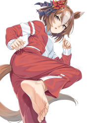 Rule 34 | 1girl, animal ears, barefoot, brown eyes, brown hair, commentary request, ear ornament, hair between eyes, horse ears, horse girl, horse tail, jacket, long sleeves, looking at viewer, miri (ago550421), red jacket, short hair, signature, simple background, solo, standing, standing on one leg, tail, toes, tracen training uniform, track jacket, umamusume, white background, yaeno muteki (umamusume)