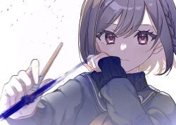 Rule 34 | 1girl, bob cut, braid, brown eyes, brown hair, closed mouth, commentary request, highres, holding, holding paintbrush, long sleeves, looking at viewer, paintbrush, project sekai, shinonome ena, short hair, single braid, sleeves past wrists, solo, upper body, uw1, white background
