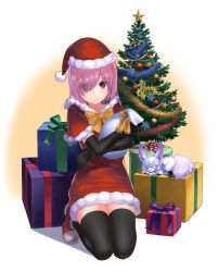 Rule 34 | 1girl, alternate costume, black gloves, blush, bow, breasts, christmas, christmas tree, commentary request, elbow gloves, eyes visible through hair, fate/grand order, fate (series), fou (fate), gift, gloves, hair over one eye, hat, highres, hirono (hxze4434), large breasts, looking at viewer, mash kyrielight, purple eyes, ribbon, santa costume, santa hat, shoes, short hair, simple background, smile, solo, thighhighs, white background, yellow bow, yellow ribbon