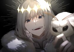 Rule 34 | 1boy, black background, black eyes, blanca (fate), bug, crown, dark background, fate/grand order, fate (series), fur trim, grey hair, highres, insect, kenne 28, looking at viewer, medium hair, moth, oberon (fate), open mouth, shirt, smile, solo, white shirt