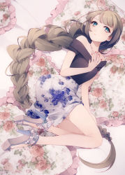 Rule 34 | 10s, 1girl, ahoge, alternate costume, bare shoulders, blue eyes, blue footwear, blunt bangs, braid, floral print, formal, green hair, high heels, jewelry, kantai collection, long hair, looking at viewer, lying, nail polish, necklace, on side, pillow, sayori (oskn), shoes, single braid, solo, yuugumo (kancolle)