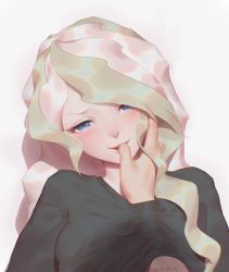 Rule 34 | 10s, 1girl, biting, black shirt, blonde hair, blouse, blue eyes, blush, diana cavendish, finger in another&#039;s mouth, hand on another&#039;s face, hand under clothes, little witch academia, long hair, looking at viewer, multicolored hair, naughty face, open mouth, shirt, simple background, smile, solo focus, t-shirt, teeth, biting own thumb, two-tone hair, xini m