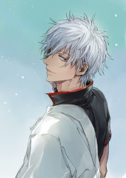 Rule 34 | 1boy, black shirt, closed mouth, from side, gintama, grey hair, hadanugi dousa, hair between eyes, highres, japanese clothes, kimono, light smile, looking at viewer, looking to the side, male focus, open clothes, open kimono, red eyes, ribbon-trimmed sleeves, ribbon trim, sakata gintoki, shirt, short sleeves, solo, twitter username, uraki (tetsu420), white kimono