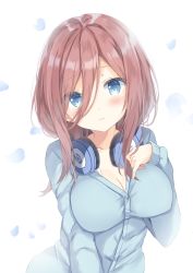 Rule 34 | 1girl, blue cardigan, blue eyes, blush, breasts, brown hair, cardigan, cleavage, closed mouth, commentary request, go-toubun no hanayome, hair between eyes, hand up, headphones, headphones around neck, highres, long hair, long sleeves, looking at viewer, medium breasts, nakano miku, petals, saeki sora, sleeves past wrists, solo, upper body, white background