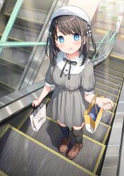 Rule 34 | 1girl, bag, beret, black hair, black ribbon, black thighhighs, blue eyes, brown footwear, commentary request, cross-laced footwear, dress, escalator, foreshortening, frilled shirt collar, frills, full body, grey dress, hat, highres, holding, holding bag, kantoku, looking at viewer, medium hair, neck ribbon, open mouth, original, parted bangs, puffy short sleeves, puffy sleeves, ribbon, shopping bag, short sleeves, smile, solo, standing, thighhighs, two side up, white hat