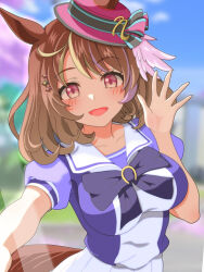 Rule 34 | 1girl, animal ears, blonde hair, blue sky, blurry, blurry background, blush, breasts, brown hair, cloud, commentary request, day, hand up, hat, highres, horse ears, horse girl, horse tail, large breasts, looking at viewer, medium hair, multicolored hair, nan-bu, north flight (umamusume), open mouth, outdoors, red eyes, red hat, sailor collar, school uniform, short sleeves, skirt, sky, smile, tail, tracen school uniform, two-tone hair, umamusume, white sailor collar, white skirt