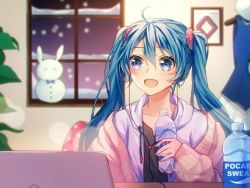 Rule 34 | 1girl, aryuma772, blue eyes, blue hair, blue shirt, bottle, cable, clothes rack, commentary, computer, earphones, hair ornament, hair scrunchie, hatsune miku, holding, holding bottle, indoors, jacket, laptop, open mouth, photo (object), pink jacket, plant, pocari sweat, purple shirt, scrunchie, shirt, sleeveless, sleeveless shirt, smile, snowing, snowman, table, twintails, upper body, vocaloid, winter