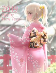 Rule 34 | 1girl, 2019, blonde hair, commentary request, eyes visible through hair, fate (series), floral print, from behind, happy new year, highres, illyasviel von einzbern, japanese clothes, kimono, long hair, looking at viewer, looking back, new year, parted lips, pink kimono, ponytail, print kimono, red eyes, siraha, snow, solo, wide sleeves