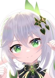 Rule 34 | 1girl, absurdres, arudie, clenched hands, close-up, commentary, genshin impact, green eyes, grey hair, hair between eyes, hair ornament, head tilt, highres, long hair, looking at viewer, nahida (genshin impact), pointy ears, side ponytail, sidelocks, simple background, smile, solo, white background