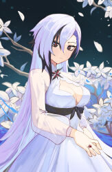 Rule 34 | 1girl, alternate costume, arlecchino (genshin impact), black eyes, black hair, breasts, cleavage, commentary request, cowboy shot, dress, flower, genshin impact, hair between eyes, highres, jewelry, long hair, looking at viewer, medium breasts, multicolored hair, own hands together, petals, ring, solo, standing, streaked hair, very long hair, white dress, white flower, white hair, yellow glasses (odivichno)