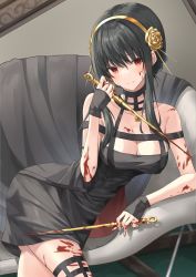 Rule 34 | 1girl, blood, blood on breasts, blood on face, breasts, cleavage, closed mouth, dagger, highres, holding, holding dagger, holding knife, holding weapon, kanaria hisagi, knife, large breasts, looking at viewer, red eyes, sitting, smile, solo, spy x family, weapon, yor briar
