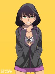 Rule 34 | 10s, 1girl, 2017, alternate costume, black hair, breasts, cleavage, dark skin, dark-skinned female, dated, drawing, girls und panzer, green eyes, grin, hands in pockets, highres, hood, hoodie, hoshino (girls und panzer), looking at viewer, medium breasts, shiroobi (whitebeltmaster), short hair, smile, solo, standing, swimsuit, swimsuit under clothes, yellow background