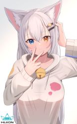 Rule 34 | 1girl, absurdres, animal ear fluff, animal ears, arm up, bell, blue eyes, breasts, brown eyes, closed mouth, collarbone, commentary request, drawstring, fang, fang out, gradient background, grey background, grey hair, grey hoodie, hair between eyes, hair ornament, hairclip, hand up, heterochromia, highres, hood, hood down, hoodie, jingle bell, long hair, long sleeves, medium breasts, original, sleeves past wrists, smile, solo, star (symbol), star hair ornament, starfox1015, upper body, v, white background