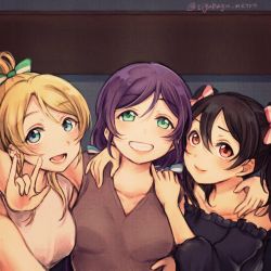 Rule 34 | 3girls, :d, \m/, arm around shoulder, ayase eli, blonde hair, blue bow, blue eyes, bow, commentary request, frills, green bow, green eyes, grin, group picture, hair between eyes, hair bow, hand on another&#039;s shoulder, lilylion26, looking at viewer, love live!, love live! school idol project, multiple girls, open mouth, pink bow, purple hair, red eyes, sleeveless, smile, strapless, striped, striped bow, tojo nozomi, twintails, twitter username, upper body, v-neck, yazawa nico