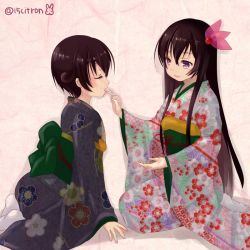 Rule 34 | 15citron, 2girls, alternate hair color, applying makeup, black hair, brown eyes, commentary request, closed eyes, full body, hair ornament, japanese clothes, kantai collection, kimono, kisaragi (kancolle), lips, long hair, multicolored clothes, multiple girls, mutsuki (kancolle), obi, one-hour drawing challenge, pink background, print kimono, sash, seiza, short hair, sitting