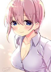 Rule 34 | 1girl, absurdres, blue eyes, blush, breasts, brown background, cleavage, closed mouth, collarbone, collared shirt, commentary request, go-toubun no hanayome, gradient background, grey shirt, hair between eyes, highres, large breasts, looking at viewer, nakano ichika, neki (wakiko), pink hair, shirt, sidelocks, signature, smile, solo, white background