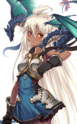 Rule 34 | &gt;:), 1girl, ahoge, arm up, armor, armpits, black gloves, blue dress, blush, bow, breastplate, closed mouth, cowboy shot, dark-skinned female, dark skin, dragon, dress, fauls, gloves, granblue fantasy, hair between eyes, highres, holding, long hair, looking at viewer, red bow, red eyes, silver hair, simple background, sleeveless, sleeveless dress, smile, solo, straight hair, tail, tail bow, tail ornament, takanashi-a, very long hair, white background, zooey (granblue fantasy)