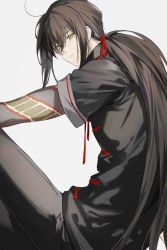 Rule 34 | 1boy, black hair, black pants, bsq, chinese clothes, closed mouth, dragon tattoo, fate/grand order, fate (series), feet out of frame, green eyes, grey background, hair between eyes, hand tattoo, highres, long hair, looking at viewer, male focus, pants, ponytail, short sleeves, simple background, sitting, smile, solo, tangzhuang, tattoo, very long hair, yan qing (fate)