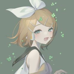 Rule 34 | 1girl, :3, aqua eyes, bare shoulders, blonde hair, bow, clover, commentary, falling leaves, flat chest, four-leaf clover, green background, hair bow, hair ornament, hairclip, headphones, headset, highres, kagamine rin, leaf, light blush, neckerchief, open mouth, sailor collar, shirt, short hair, sleeveless, sleeveless shirt, smile, solo, suiri (suiri 02), symbol-only commentary, vocaloid, white bow, yellow nails, yellow neckerchief