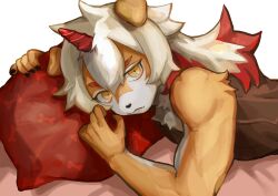 Rule 34 | 1boy, arknights, buchi0122, claws, colored tips, commentary request, fang, furry, furry male, head on pillow, highres, horns, hung (arknights), komainu boy, komainu ears, looking at viewer, lying, male focus, multicolored hair, on bed, on stomach, orange eyes, shirt, single horn, skin fang, sleeveless, sleeveless shirt, white background