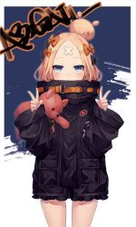 Rule 34 | 1girl, abigail williams (fate), abigail williams (traveling outfit) (fate), bad id, bad pixiv id, black bow, black jacket, blonde hair, blue eyes, blush, bow, character name, chariot.f, commentary request, covered mouth, cowboy shot, double v, fate/grand order, fate (series), hair bow, hair bun, hands up, jacket, long hair, long sleeves, looking at viewer, official alternate costume, orange bow, parted bangs, polka dot, polka dot bow, single hair bun, sleeves past wrists, solo, standing, stuffed animal, stuffed toy, teddy bear, v