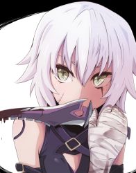Rule 34 | 1girl, bandages, bandaged arm, bandaged hand, bare shoulders, enelis, fate/apocrypha, fate (series), green eyes, holding, holding knife, holding weapon, jack the ripper (fate/apocrypha), knife, looking at viewer, short hair, solo, weapon, white hair